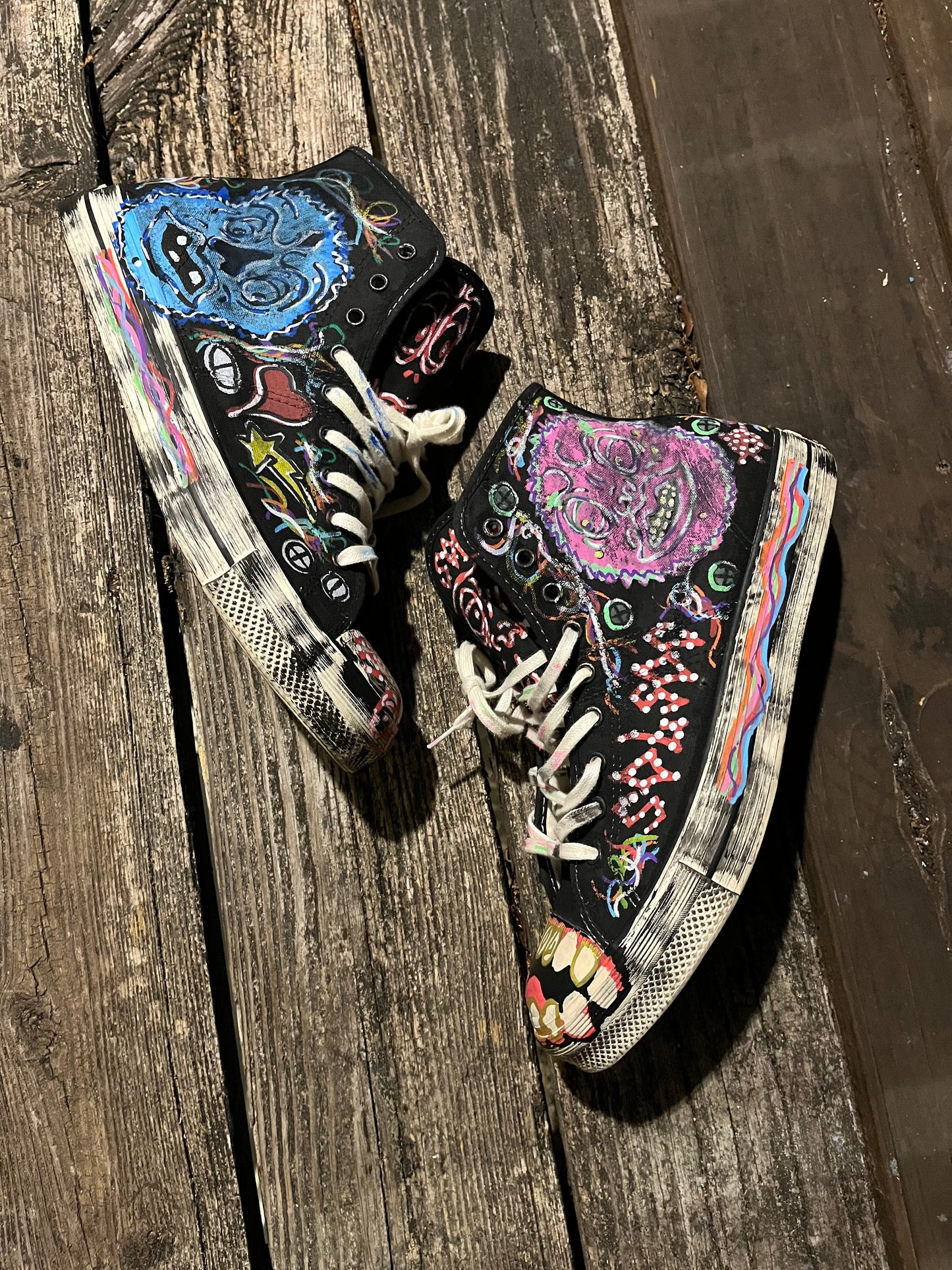 Commission High Top Converses